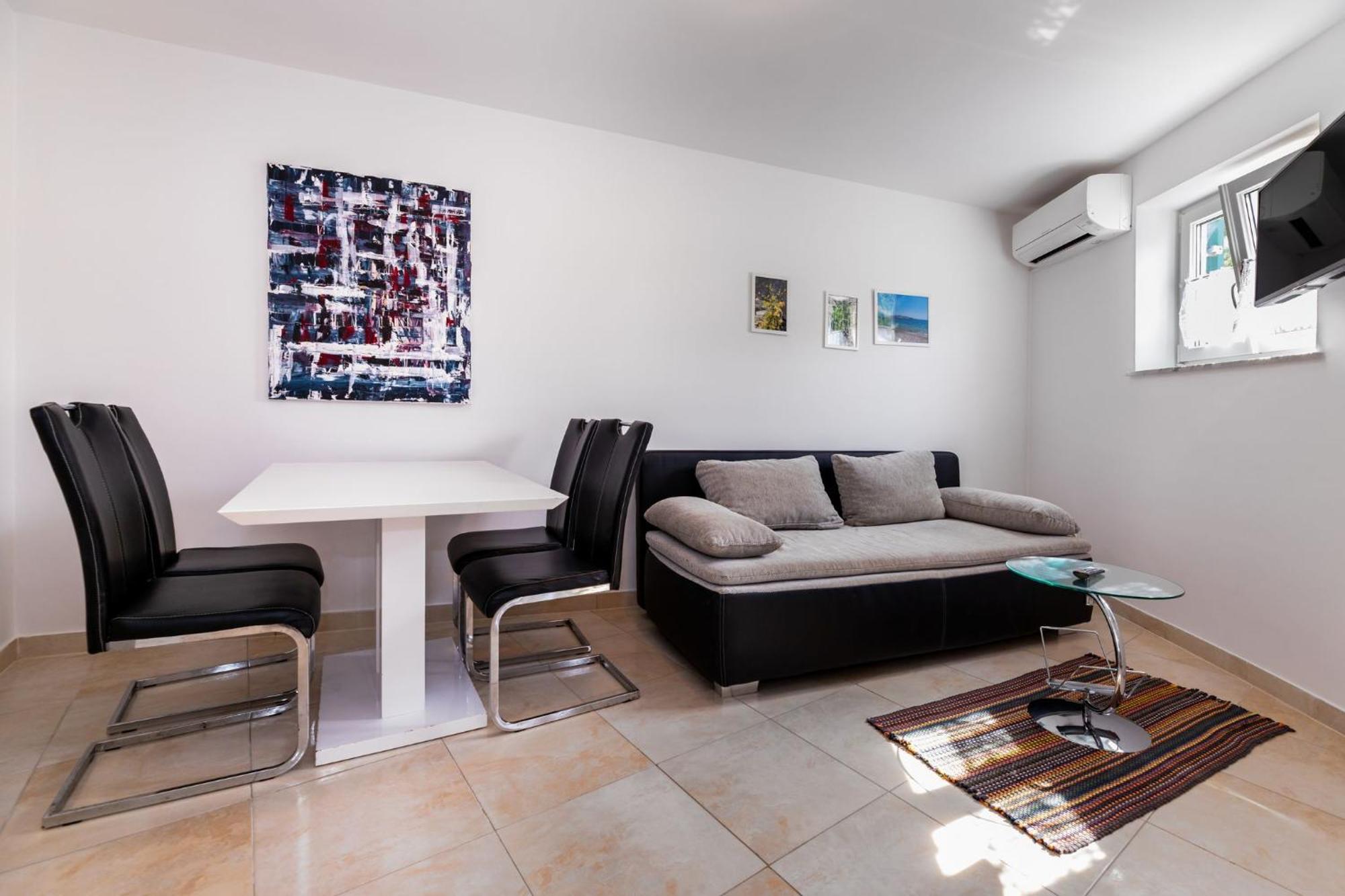 Apartments Oleander Kricin バスカ エクステリア 写真