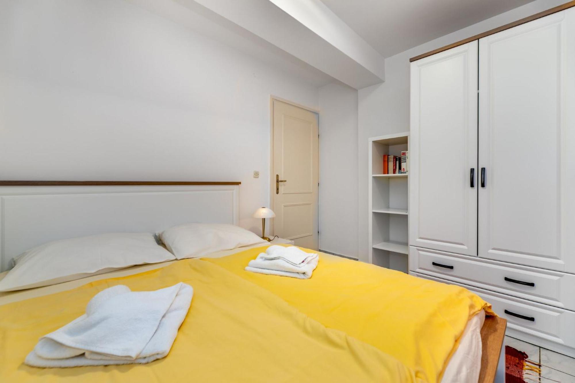 Apartments Oleander Kricin バスカ エクステリア 写真